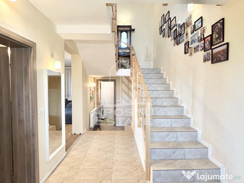 Casa individuala cu 5 camere pe 3 nivele, in Sanandrei