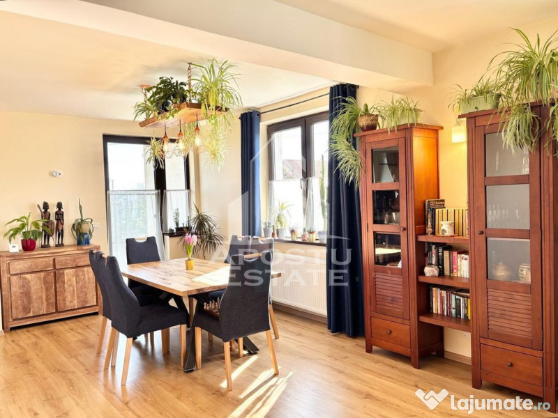 Casa individuala cu 5 camere pe 3 nivele, in Sanandrei