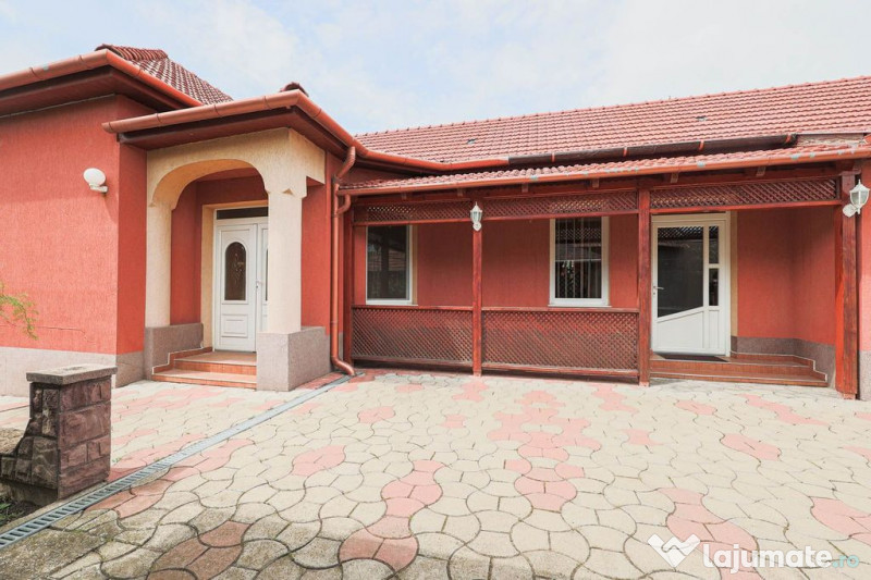 Casă spațioasă cu 4 dormitoare în Nădlac – gata de... 