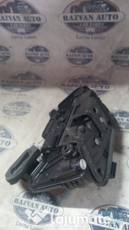 Broasca stanga spate Skoda Fabia 3