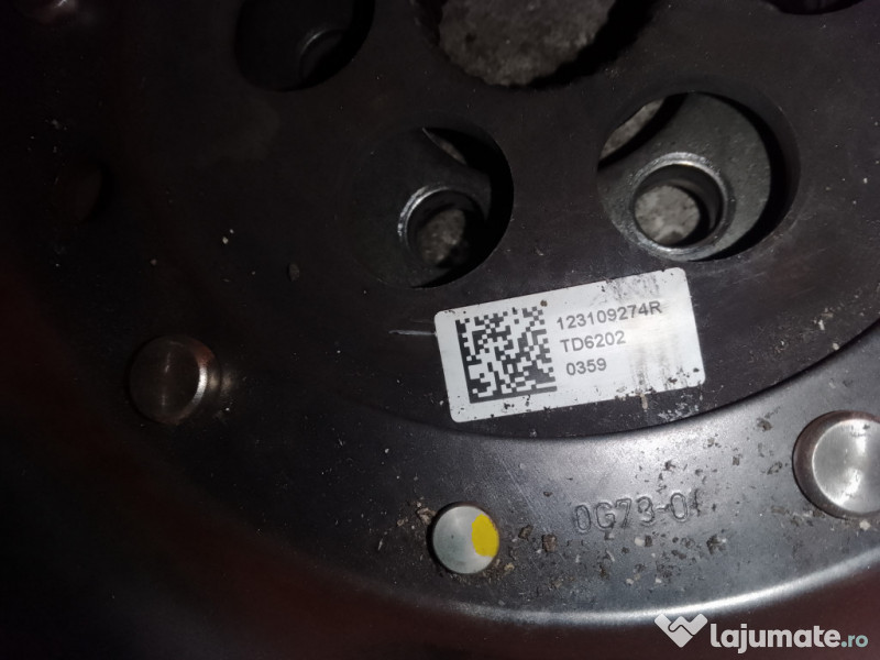 Volanta cutie automata Renault Megane 4 1.6 Benzina 2016