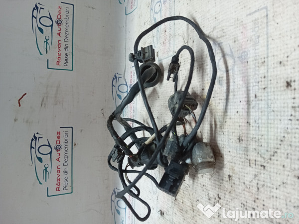 Senzori parcare spate plus instalație Audi A5 2008