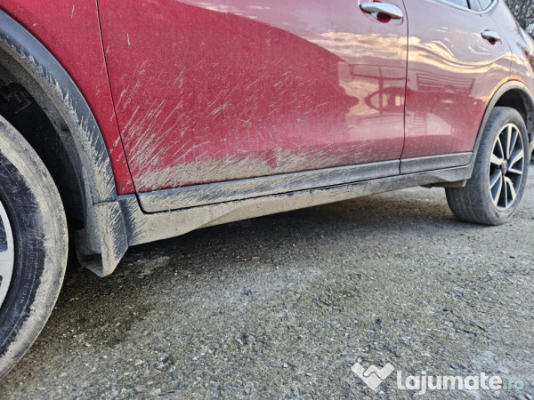 Prag stanga plastic Nissan X-Trail 2015