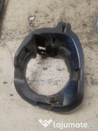 Suport proiector stanga Dacia Duster 2015