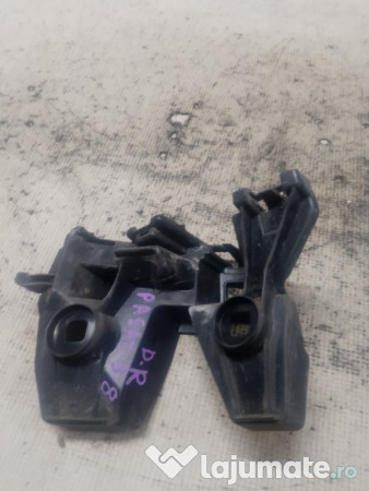 Suport dreapta bara spate Volkswagen Passat B8 2015