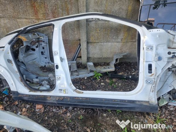 Prag dreapta tabla Citroen Cactus 2015