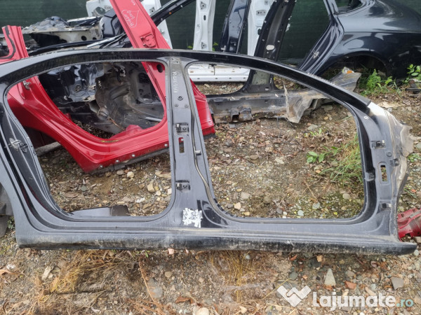 Prag dreapta tabla Skoda RAPID 2012