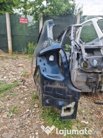 Aripa Stanga Spate Skoda Rapid Berlina - Motorina 2012