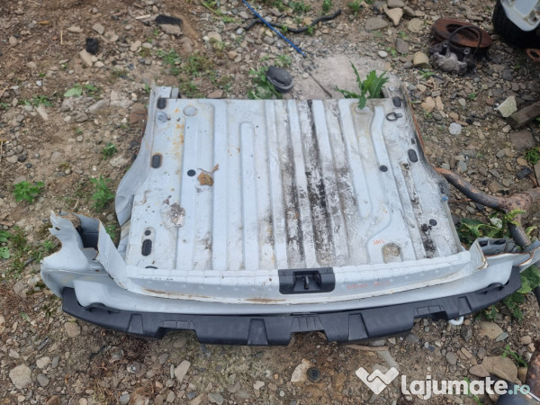 Fusta Tabla Spate Dacia Duster - Motorina 2013