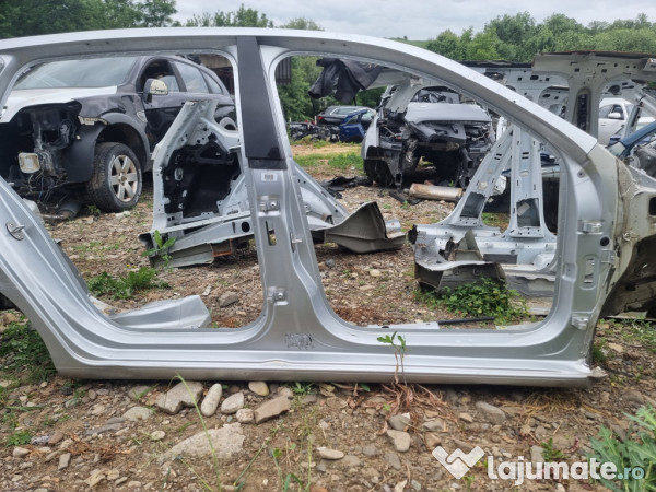 Prag dreapta tabla Skoda RAPID - Motorina 2015