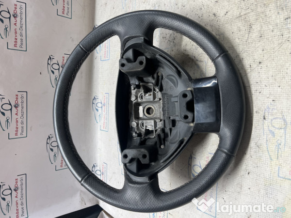 Volan Dacia Duster 2012