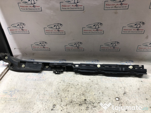 Suport prag dreapta Renault Captur 2014
