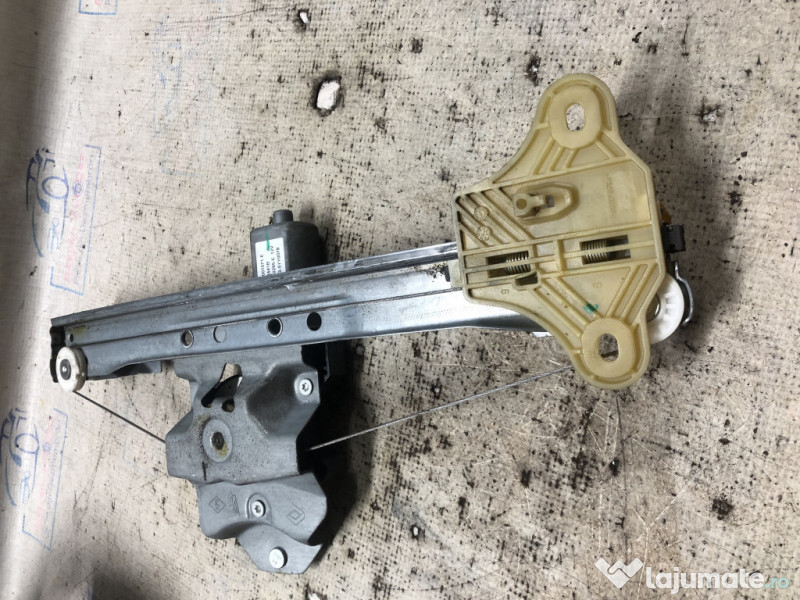 Macara geam dreapta spate Renault Clio 4 1.5 Motorina 2017