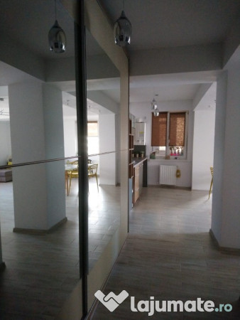 Summerland apartament 2 camere 69 mp,la cheie ,parcare ,etaj 2