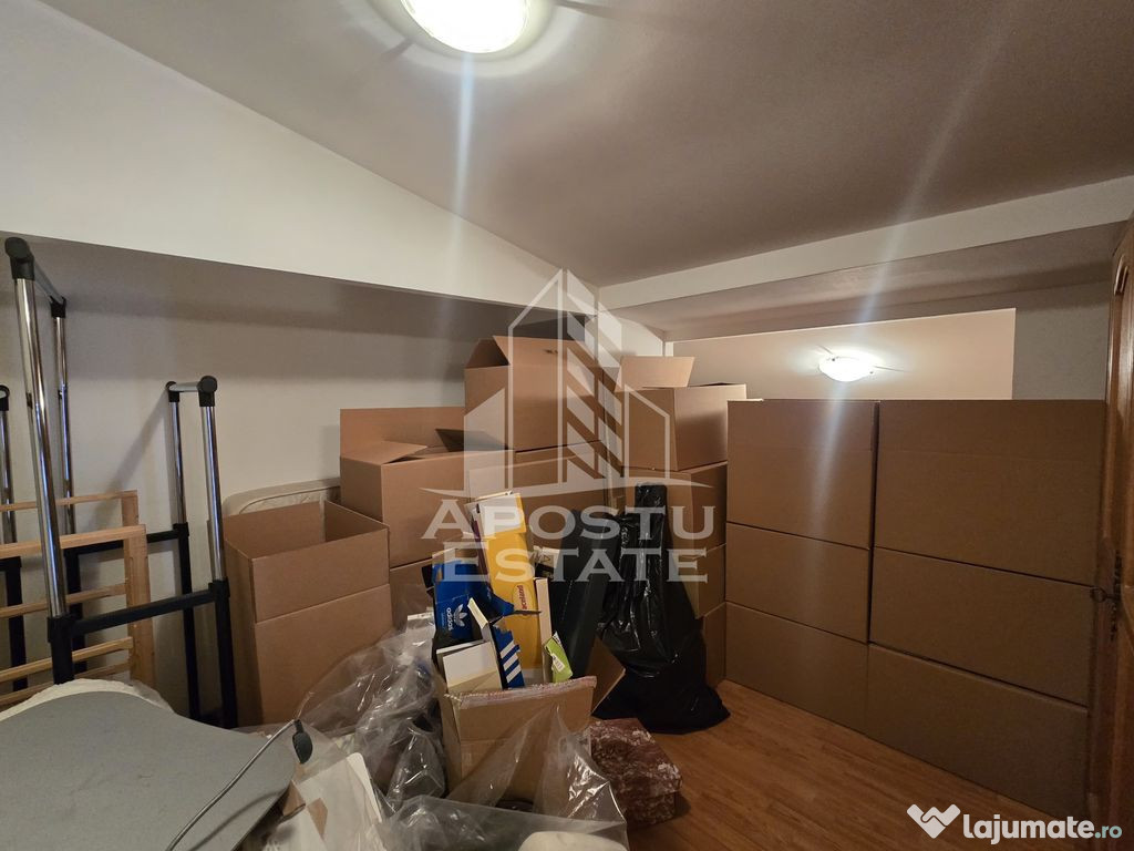 Apartament cu 4 camere si 2 bai, an 2009, zona Lipovei 