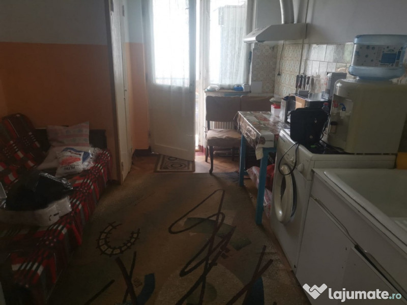 Apartament 2 camere confort 1 Viziru 1 ,etaj 3/4 