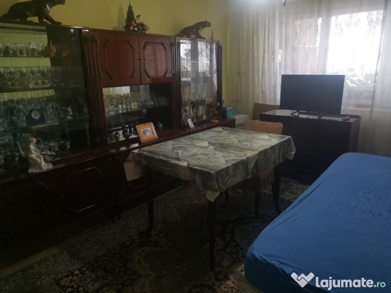 Apartament 2 camere confort 1 Viziru 1 ,etaj 3/4 