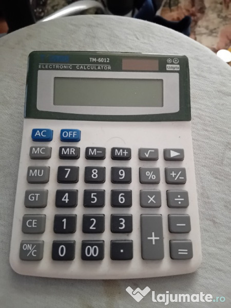Calculator mic de birou 