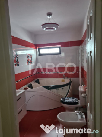 Casa la 5 minute de Fagaras Ultramoderna 300 mp utili la che 