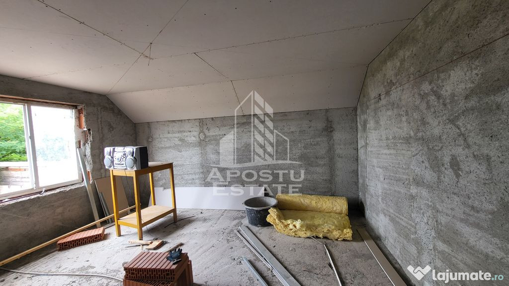 Casa individuala cu 7 camere,si teren de 550 mp,Dudestii Noi 