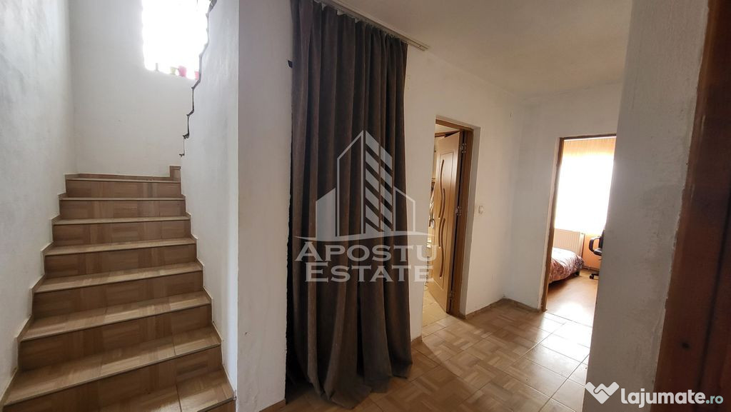 Casa individuala cu 7 camere,si teren de 550 mp,Dudestii Noi 