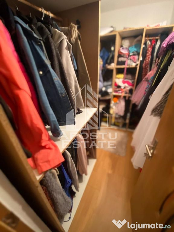 Casa individuala cu 7 camere,si teren de 550 mp,Dudestii Noi 