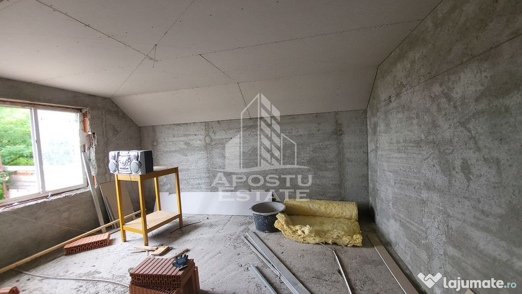 Casa individuala cu 7 camere,si teren de 550 mp,Dudestii Noi 