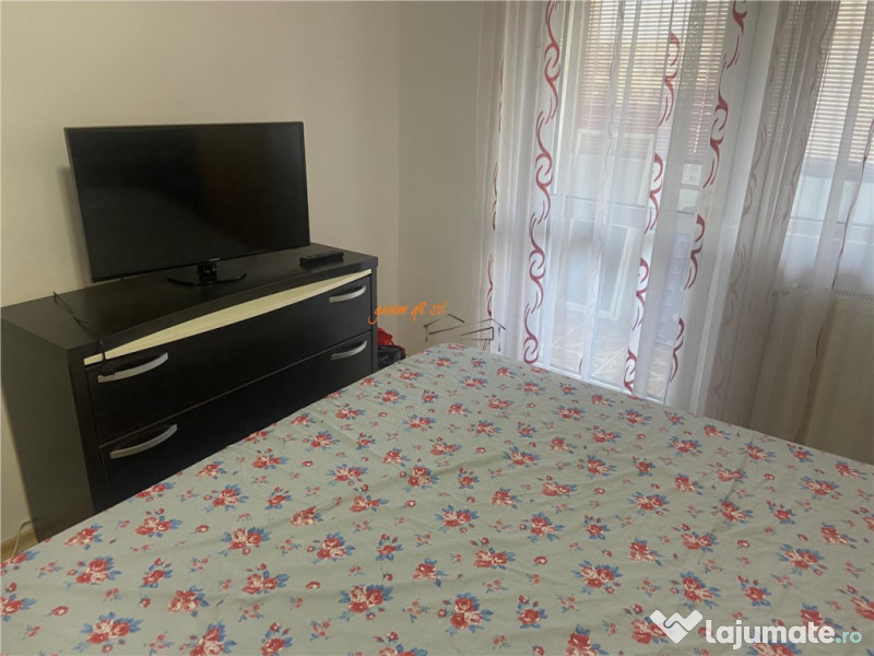 Apartament 3 camere , zona centrala -Inspectoratul Scolar ,d