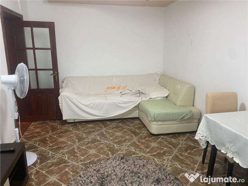 Apartament 3 camere , zona centrala -Inspectoratul Scolar ,d