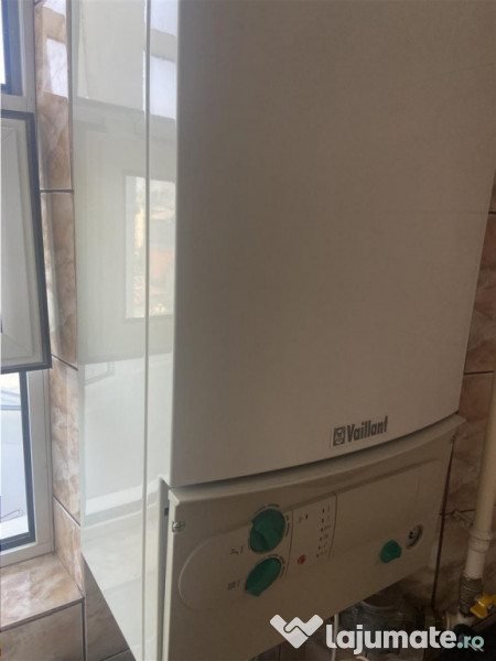 Apartament 3 camere , zona centrala -Inspectoratul Scolar ,d