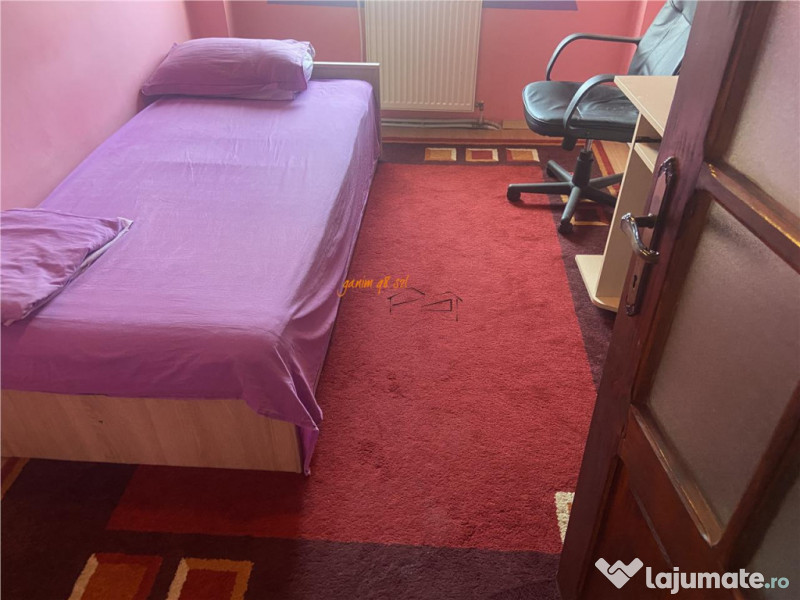 Apartament 3 camere , zona centrala -Inspectoratul Scolar ,d