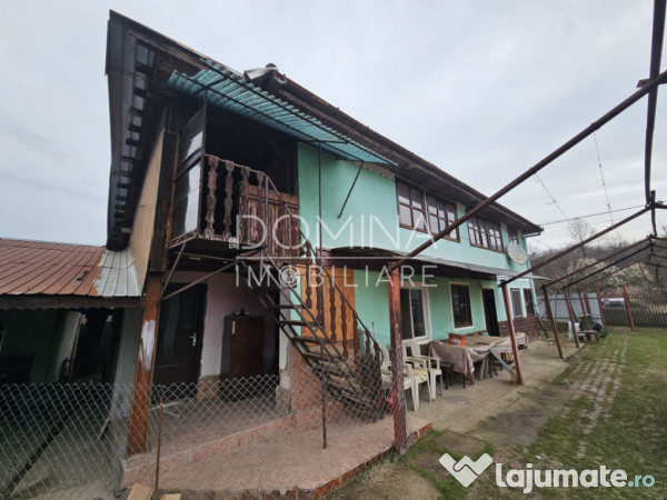 Casă P+1 situată în comuna Ciuperceni