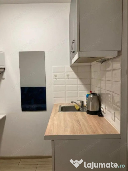 Garsoniera in zona Izvor 