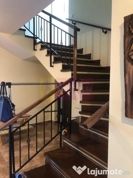 Vila premium OPORTUNITATE EXCELENTA zona foarte linistita... 