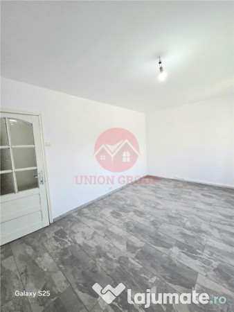 Apartament 2 Camere, Decomandat, Navodari 