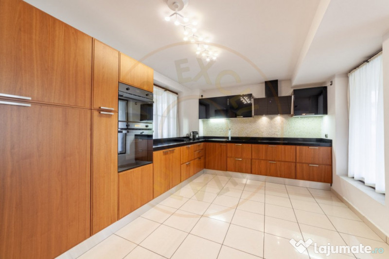 Resedinta exclusivista -Pitesti zona Gavana-smart home/spa!