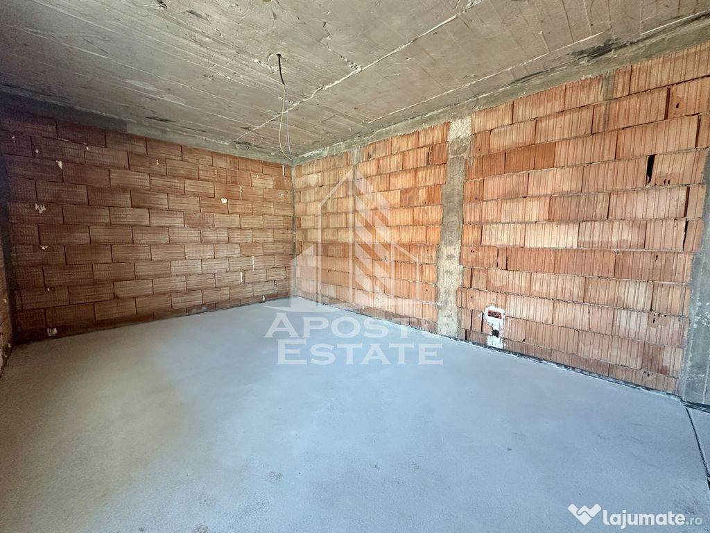 Apartament cu 2 camere si dressing decomandat in Giroc la...