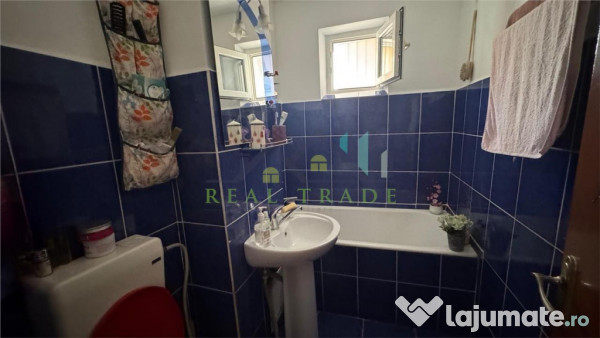 Apartament 3 camere decomandat etajul 1 Astra 