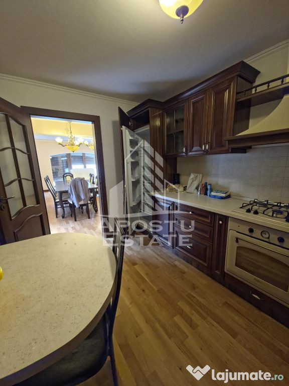 Duplex 400 mp utili, 4 parcari, pretabil birouri si locui... 