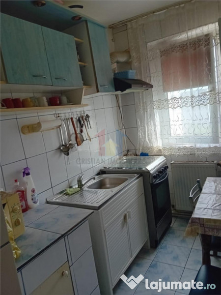 Ap 2 camere, conf 2, Obor, bine intretinut 