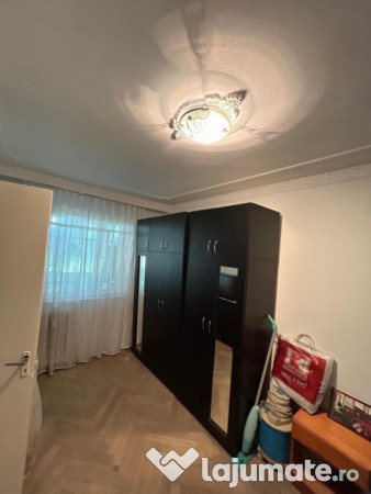 Apartament 2 camere zona Groapă 