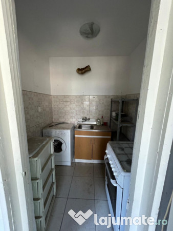 Apartament 2 camere zona Groapă 