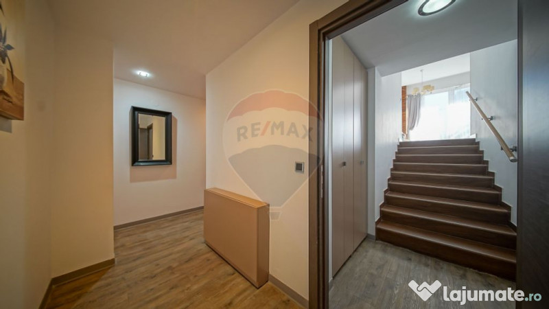 CONFORT, LUMINA SI PRIVELISTI DE POVESTE | APARTAMENT POI... 