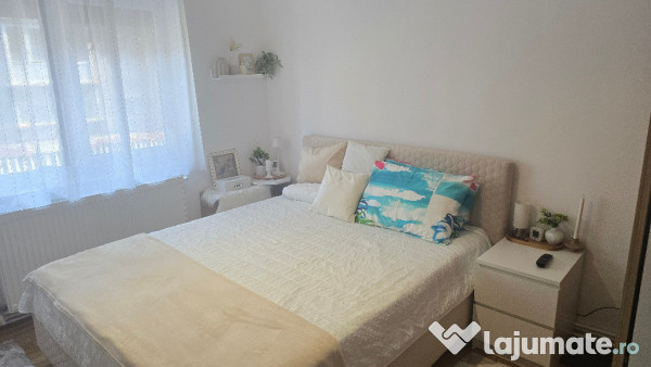 Vand apartament 2 camere in Deva, Piata Centrala, dec. parter 