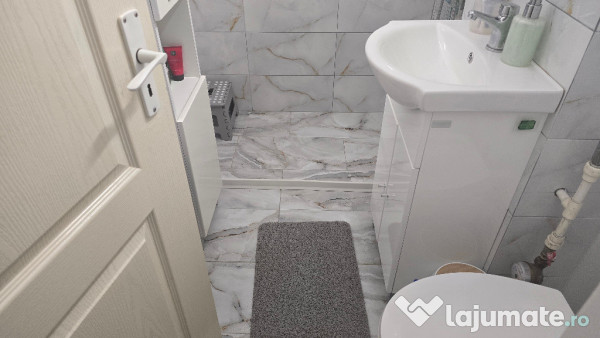 Vand apartament 2 camere in Deva, Piata Centrala, dec. parter 