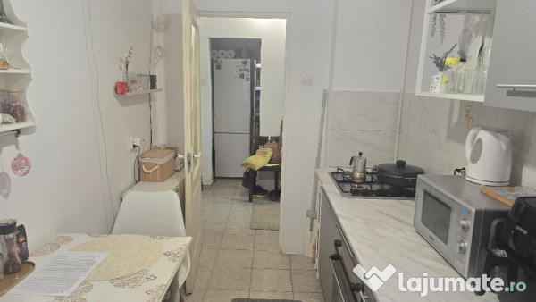 Vand apartament 2 camere in Deva, Piata Centrala, dec. parter 