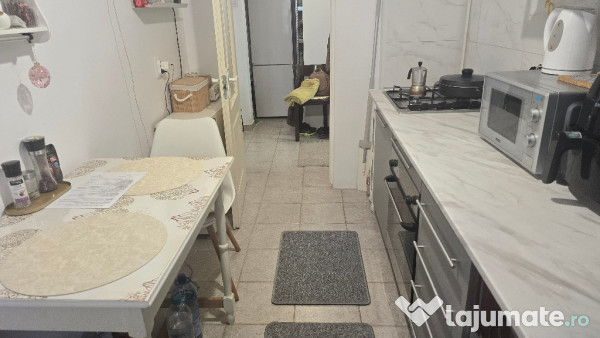 Vand apartament 2 camere in Deva, Piata Centrala, dec. parter 