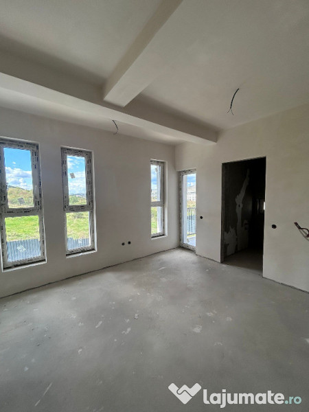 CASA TRIPLEX DE VÂNZARE ÎN FLOREȘTI – CONFORT ȘI ELEGANȚĂ! 