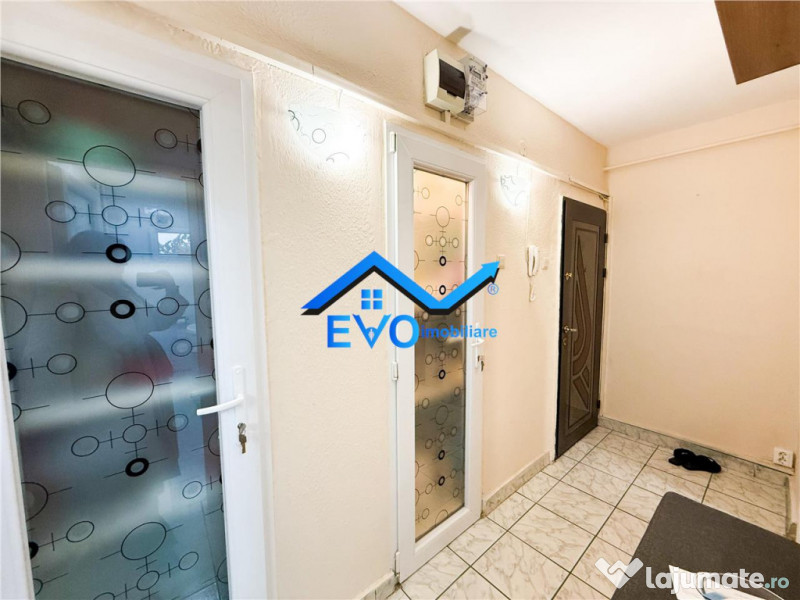 Apartament cu 2 camere, etajul 2, aer conditionat, zona Podu 