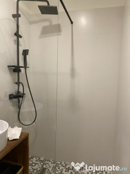 Garsoniera etaj intermediar, bloc de apartamente Astra 